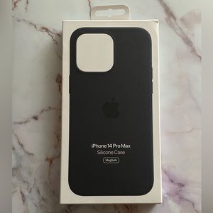 Brand new iPhone 14 pro max dark blue silicone case from apple.
